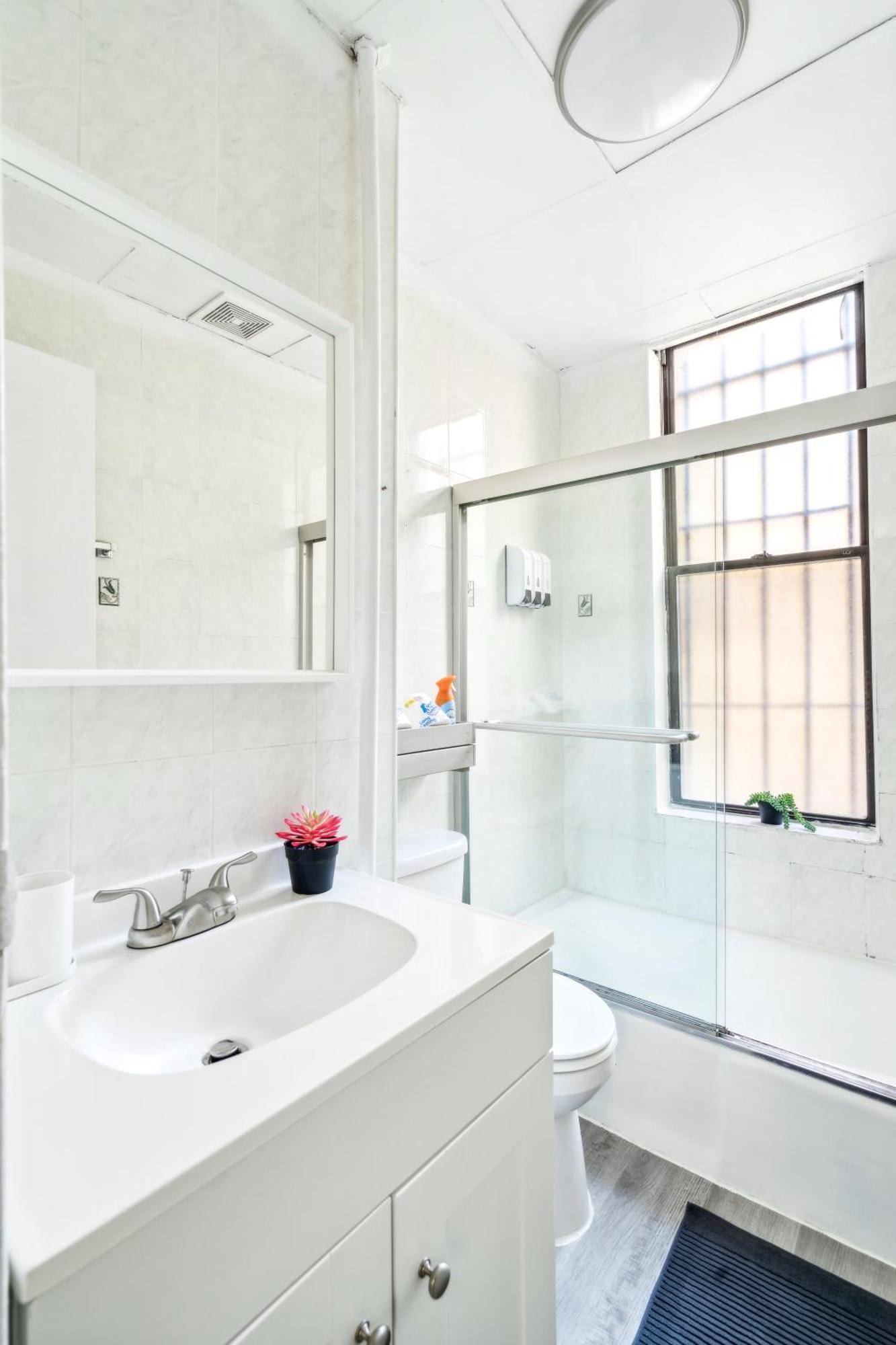 2 Bedroom Cozy Central Apartment New York Extérieur photo